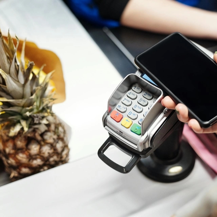 EU product passport (DPP) requirements – What companies need to know now? - pimmix_news_conversion_hub_project_explained_(retailers_guide)_cover